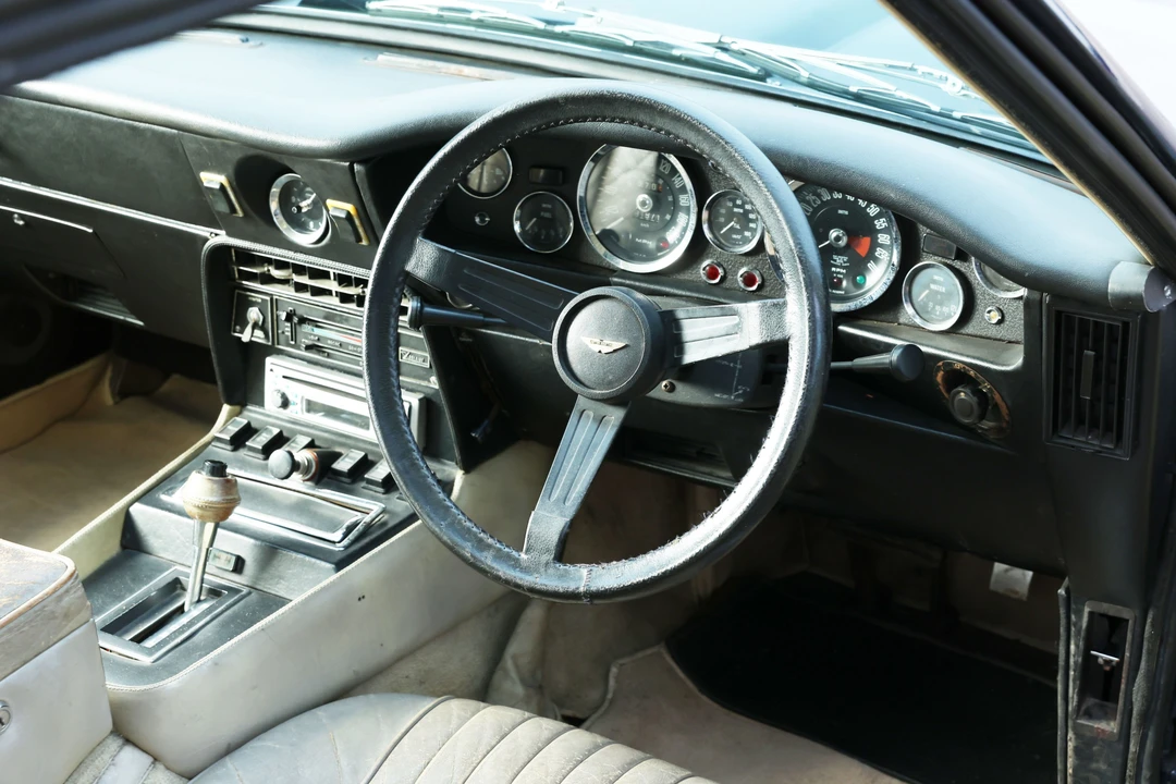 1976 Aston Martin AM V8 - Image 11 of 19