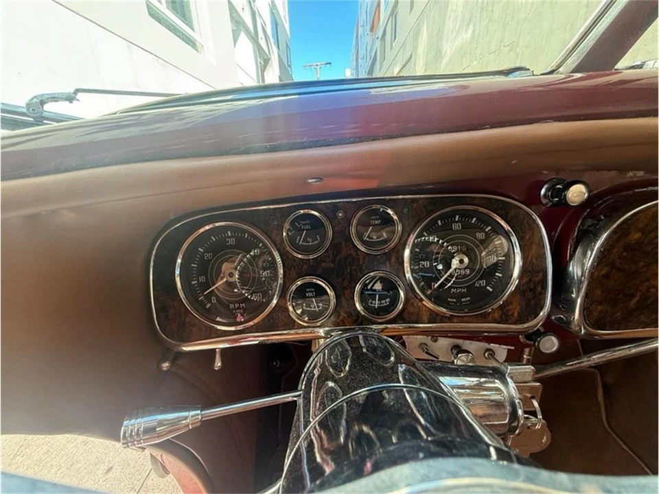 1976 Auburn Speedster - Image 13 of 31