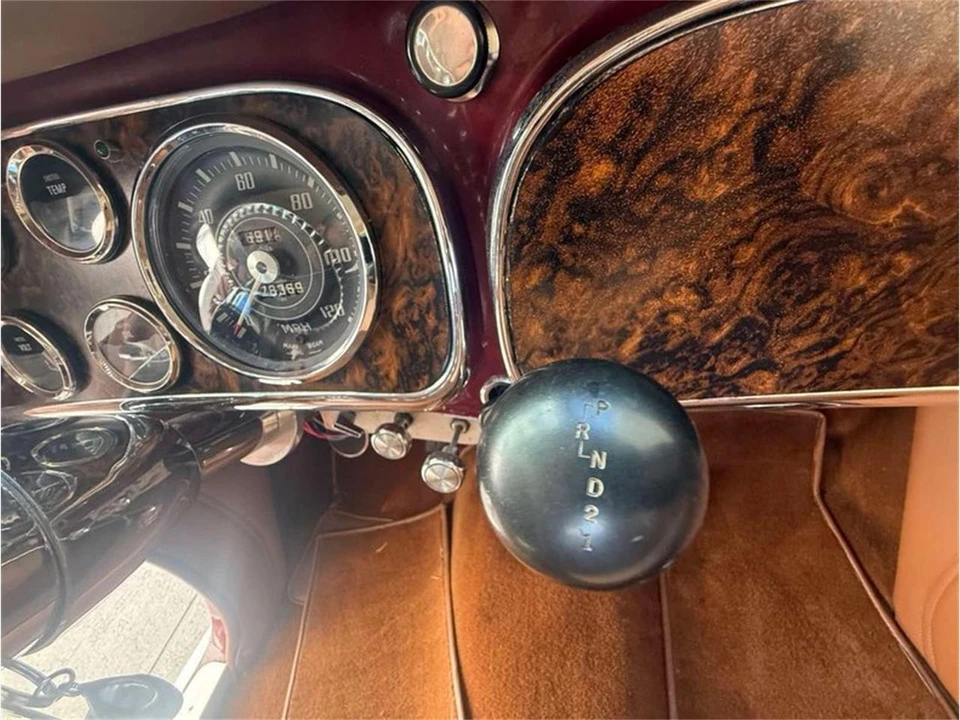 1976 Auburn Speedster - Image 15 of 31