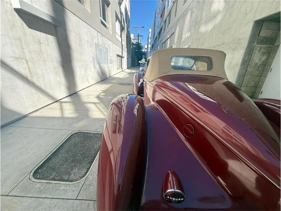 1976 Auburn Speedster - Image 21 of 31