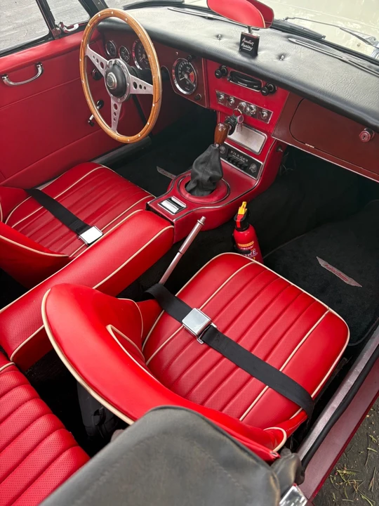1976 Austin-Healey 3000 - Image 16 of 30