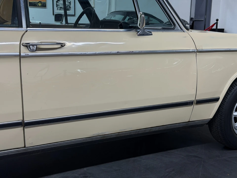1976 BMW 2002 - Image 16 of 31