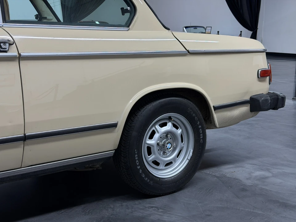 1976 BMW 2002 - Image 11 of 31