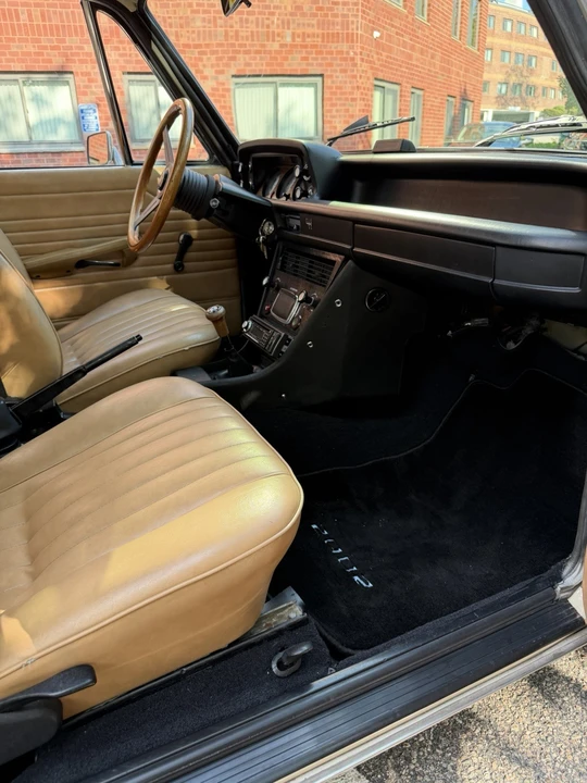 1976 BMW 2002 - Image 11 of 31