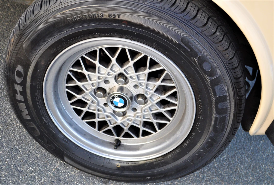 1976 BMW 2002 - Image 18 of 31