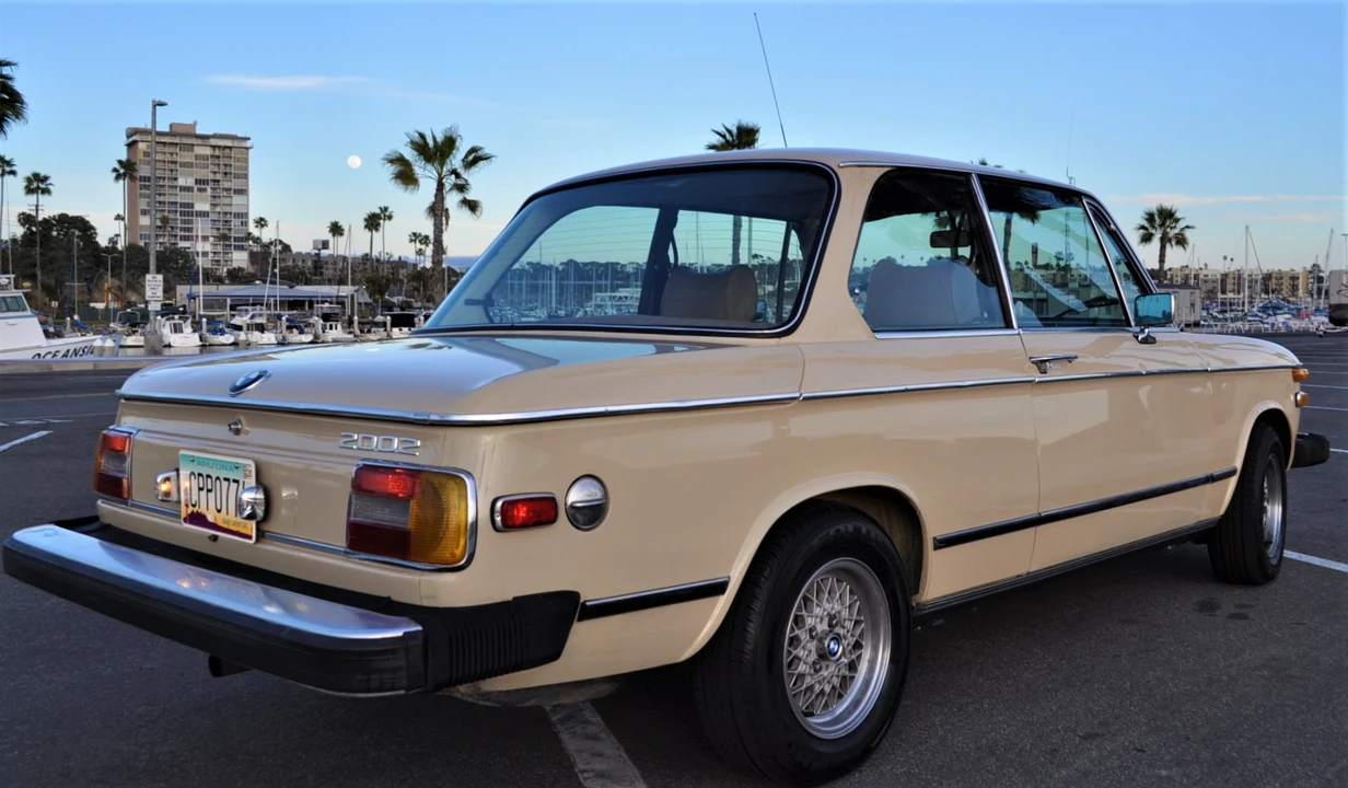 1976 BMW 2002 - Image 10 of 31
