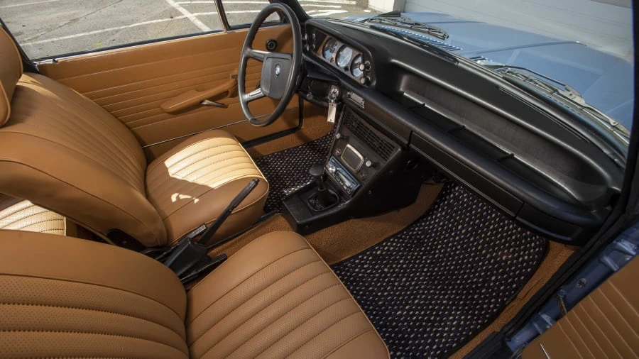 1976 BMW 2002 - Image 9 of 24