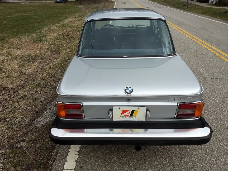 1976 BMW 2002 - Image 9 of 31