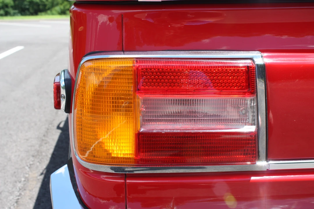 1976 BMW 2002 - Image 24 of 31