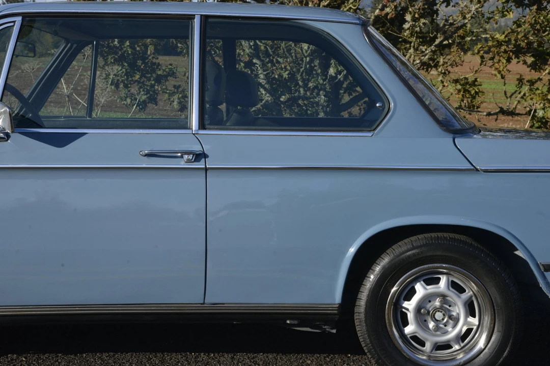 1976 BMW 2002 - Image 19 of 31