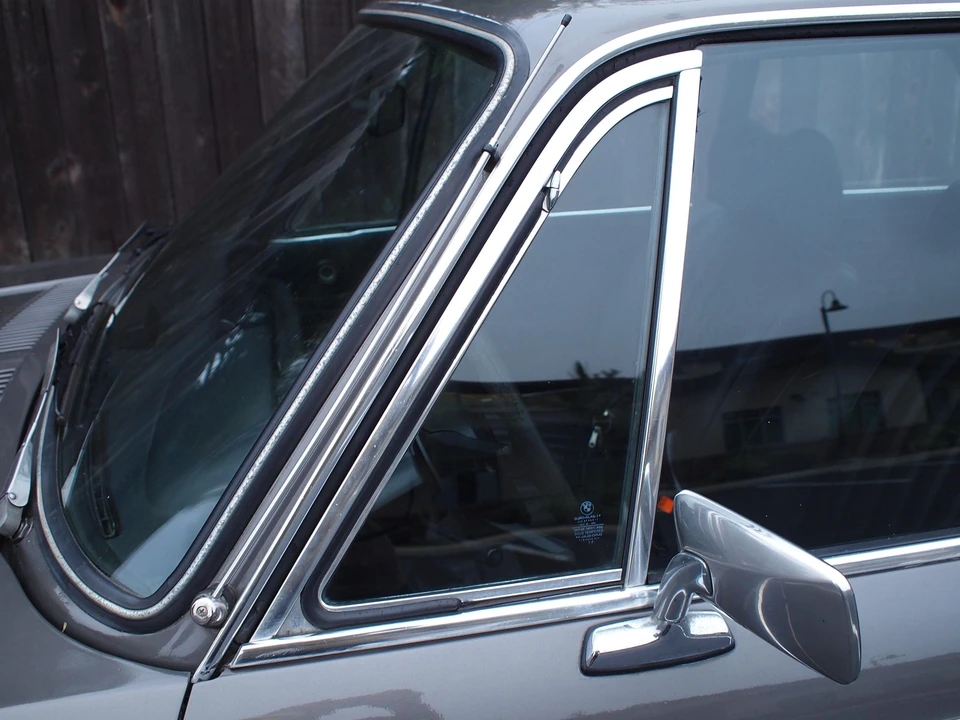 1976 BMW 2002 - Image 22 of 31