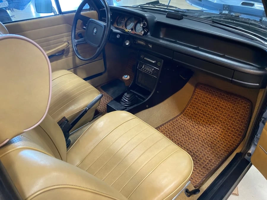 1976 BMW 2002 - Image 7 of 14