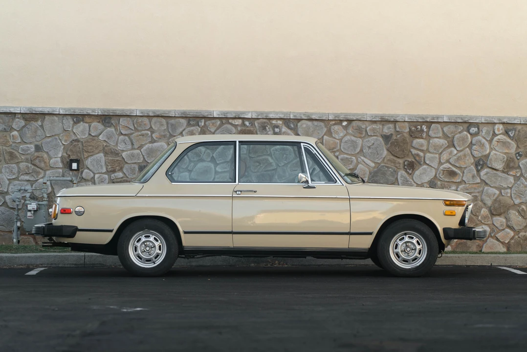 1976 BMW 2002 - Image 9 of 31