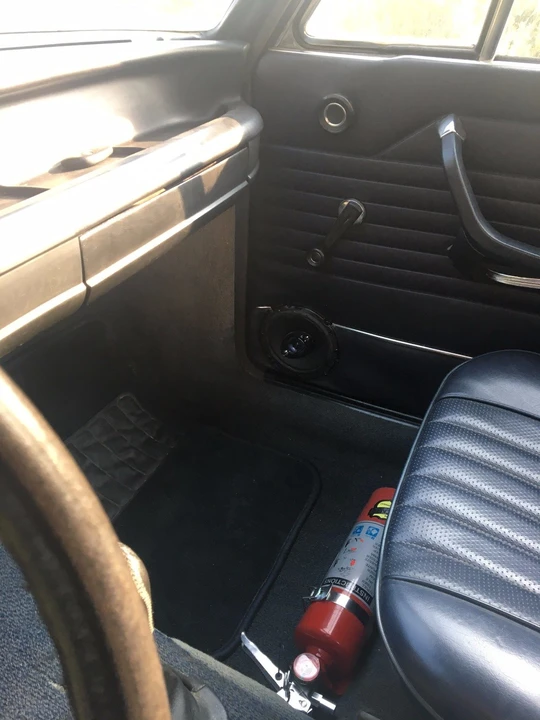 1976 BMW 2002 - Image 28 of 31