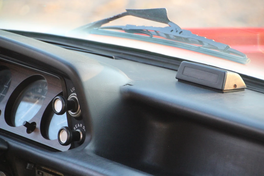 1976 BMW 2002 - Image 27 of 31