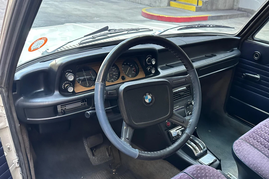 1976 BMW 2002 - Image 17 of 31