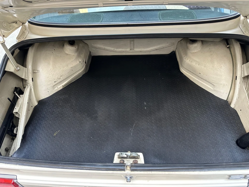 1976 BMW 2002 - Image 27 of 31