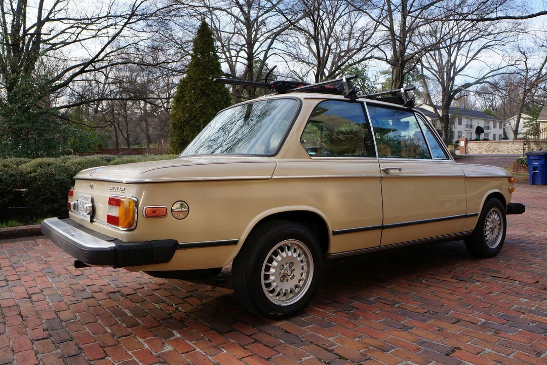 1976 BMW 2002 - Image 11 of 31