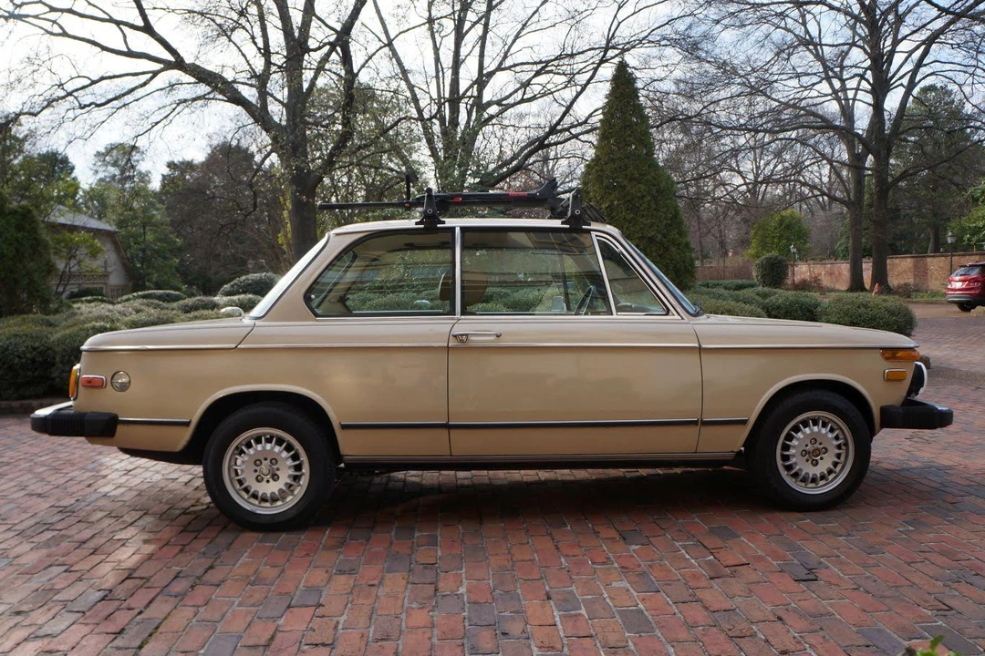 1976 BMW 2002 - Image 9 of 31