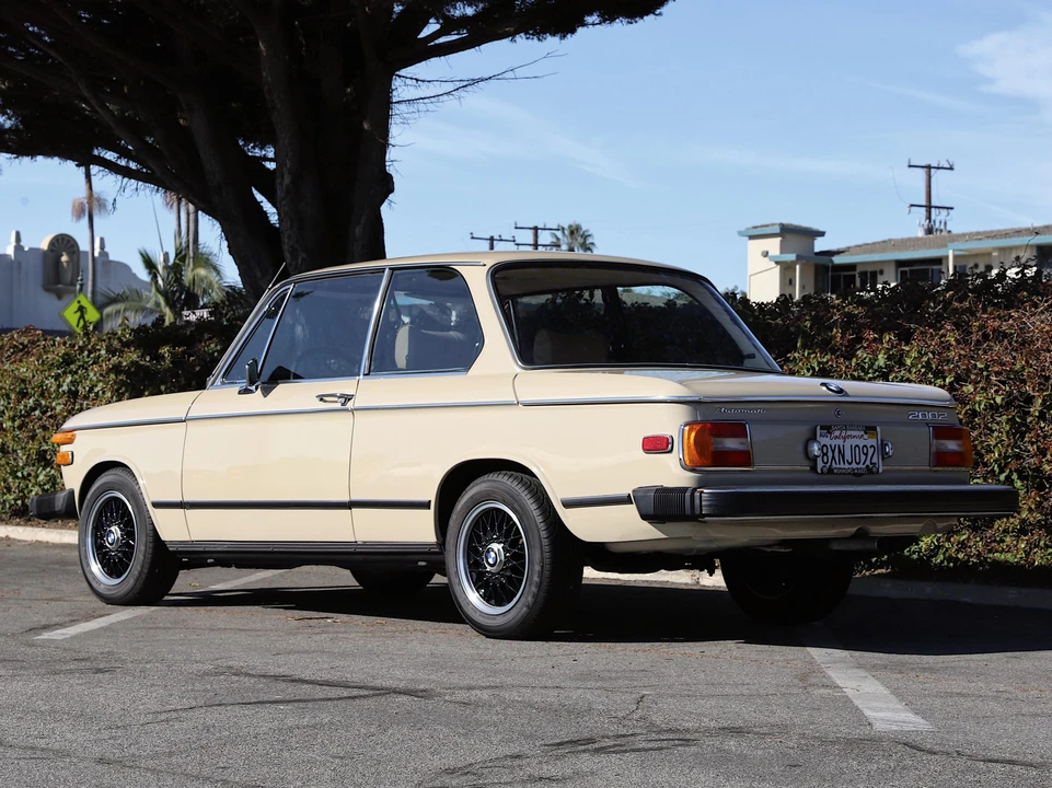 1976 BMW 2002 - Image 10 of 31