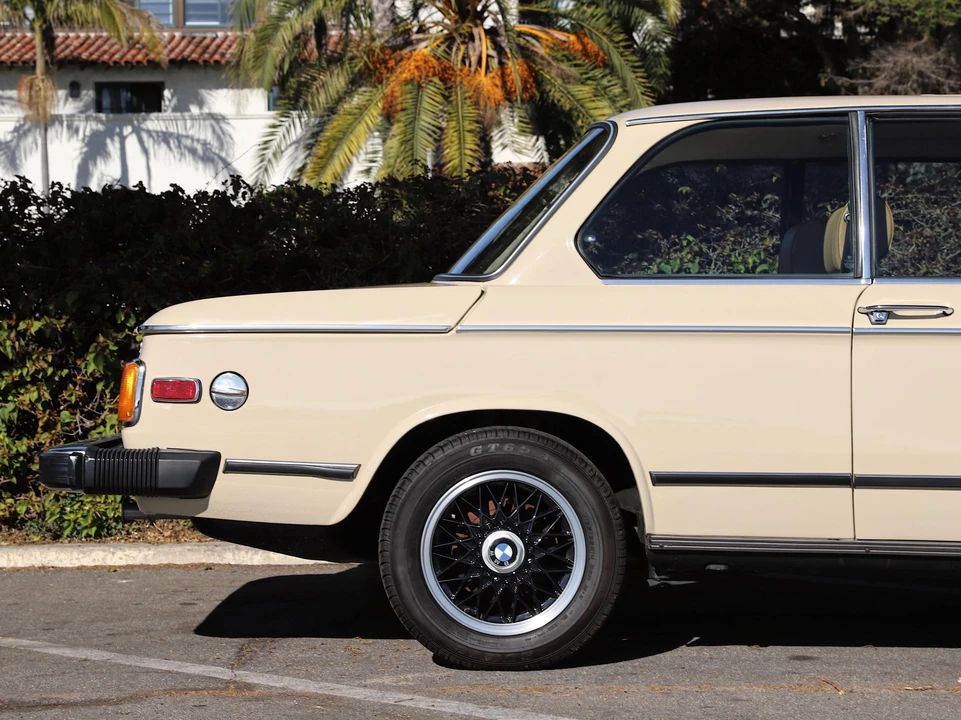 1976 BMW 2002 - Image 13 of 31