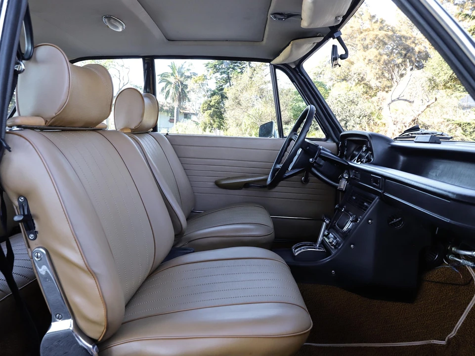 1976 BMW 2002 - Image 28 of 31