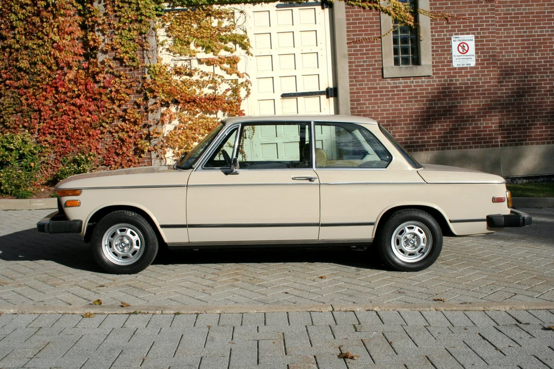 1976 BMW 2002 - Image 9 of 31