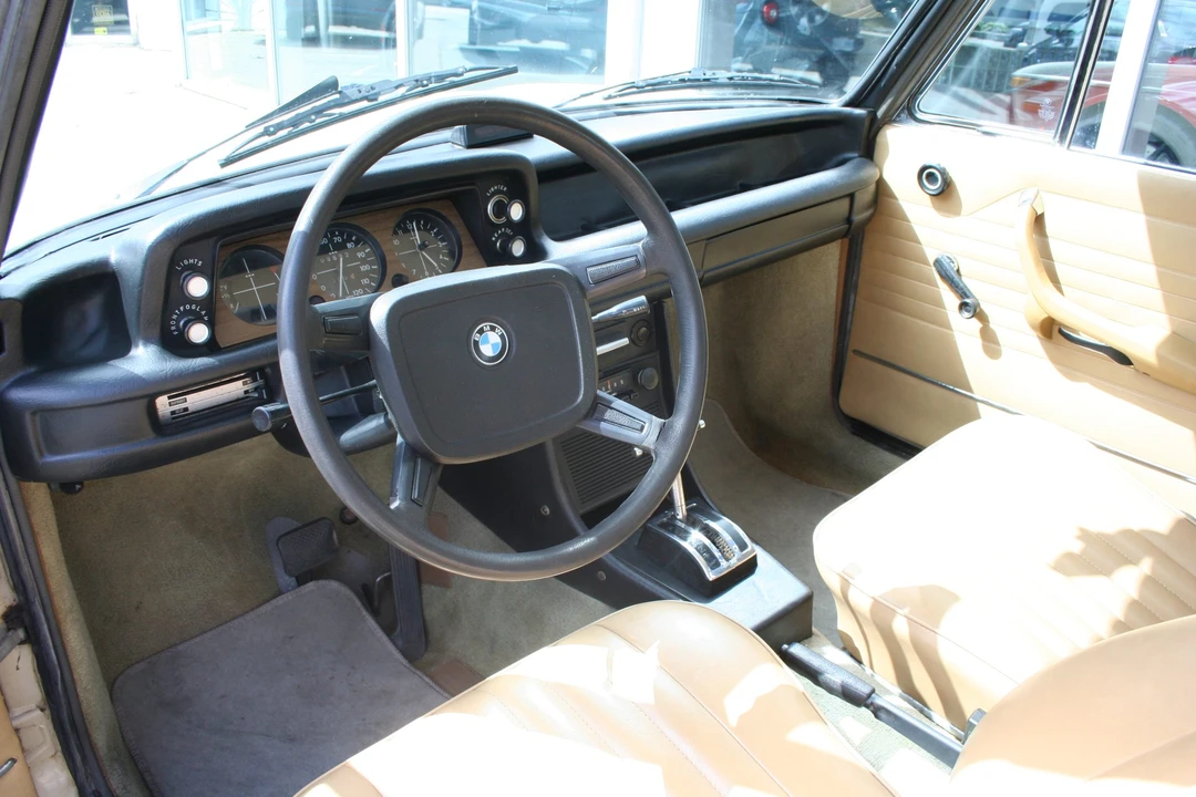 1976 BMW 2002 - Image 18 of 31