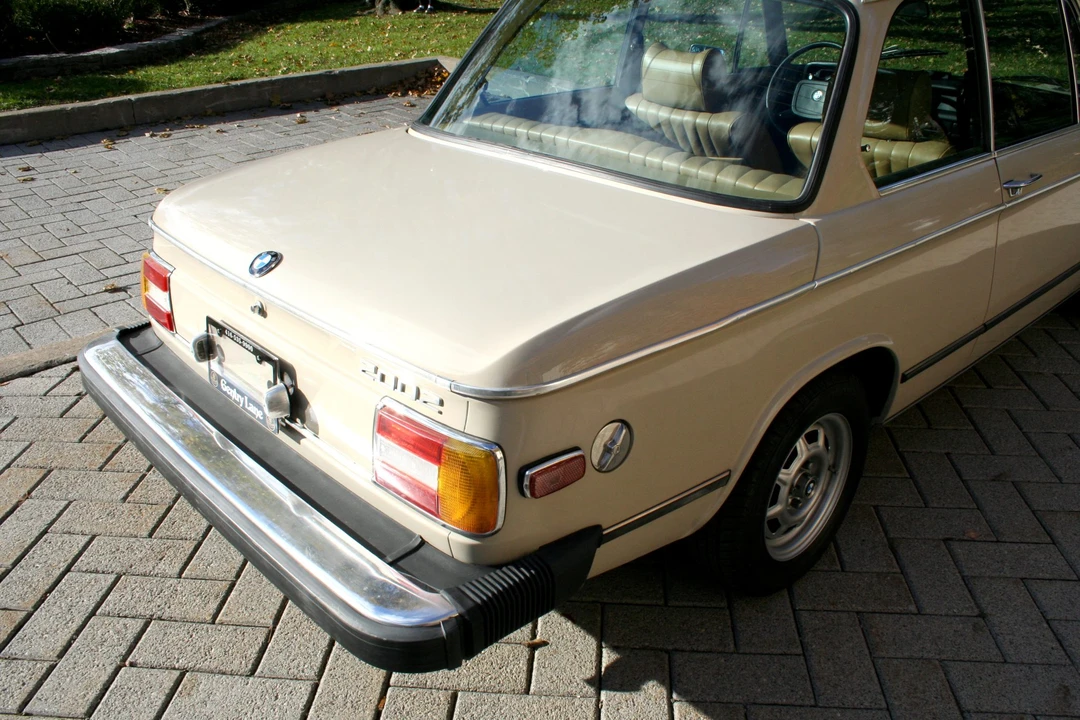 1976 BMW 2002 - Image 12 of 31