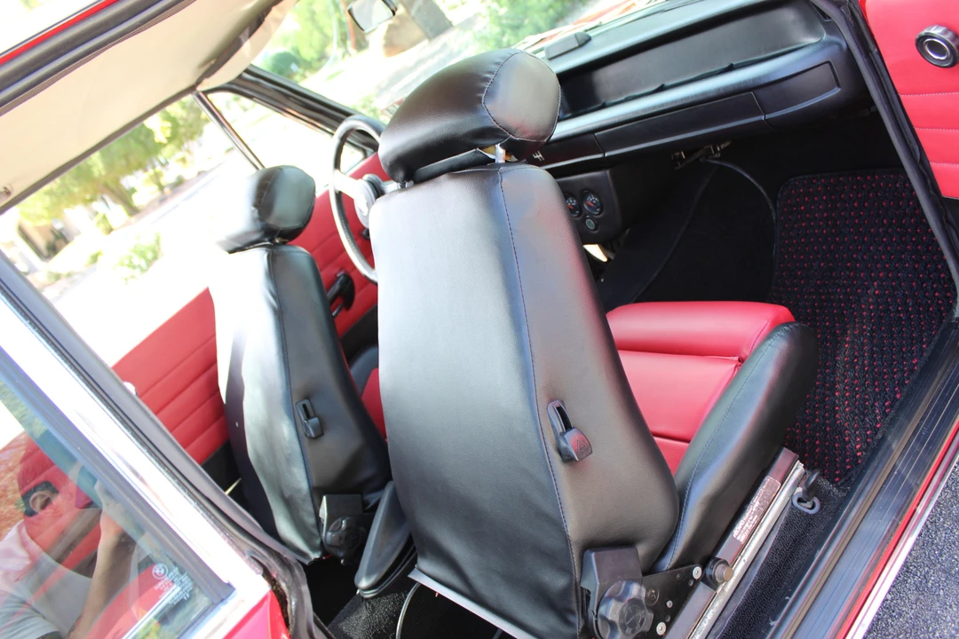 1976 BMW 2002 - Image 26 of 31