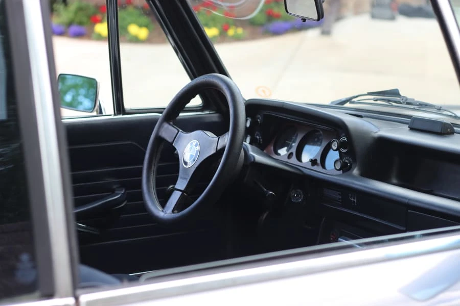 1976 BMW 2002 - Image 5 of 12