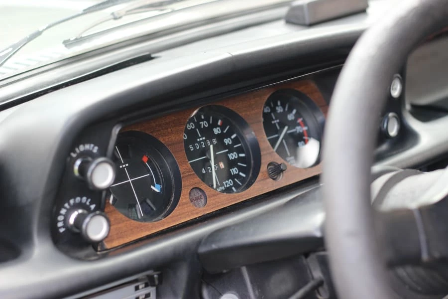 1976 BMW 2002 - Image 8 of 12