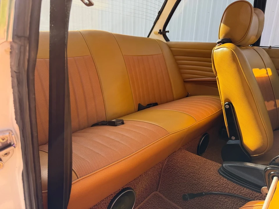 1976 BMW 2002 - Image 10 of 21