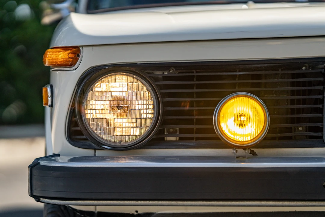 1976 BMW 2002 - Image 16 of 31