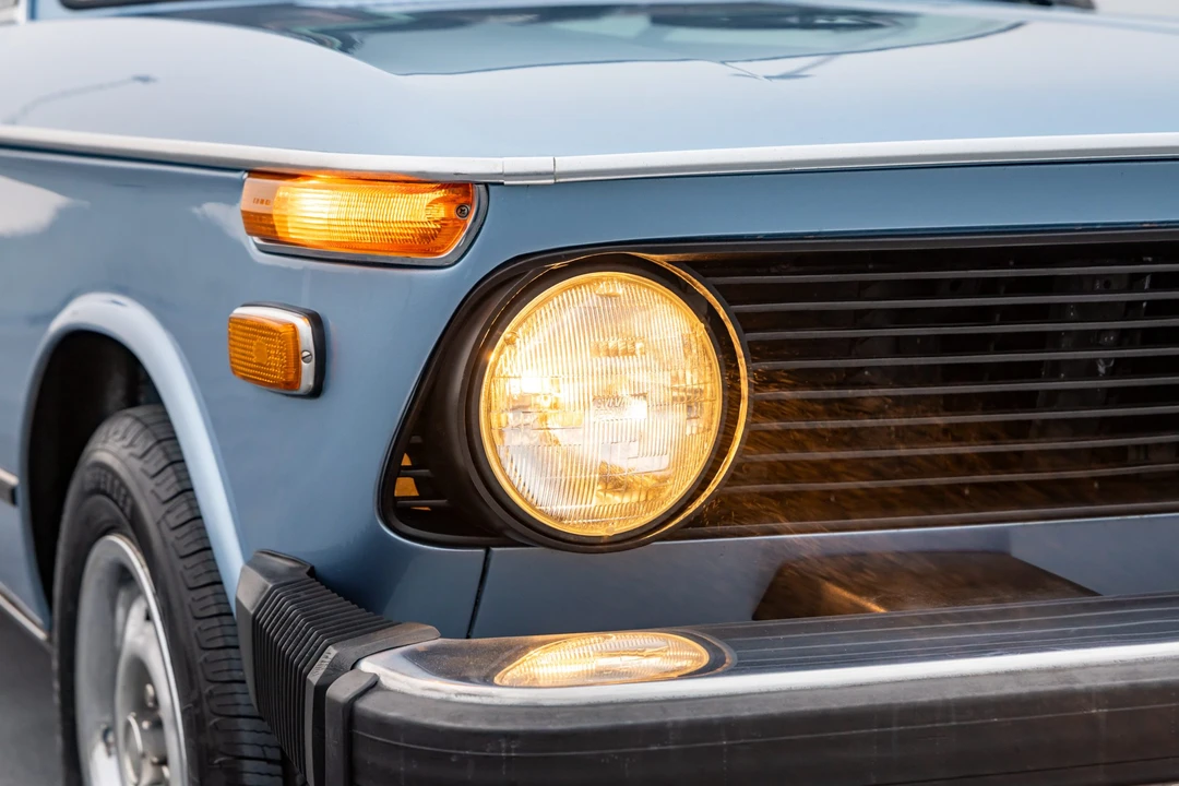1976 BMW 2002 - Image 12 of 31