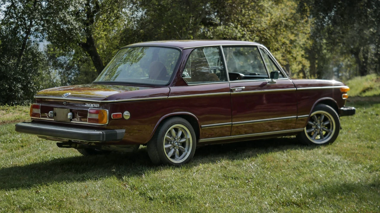 1976 BMW 2002 - Image 7 of 31