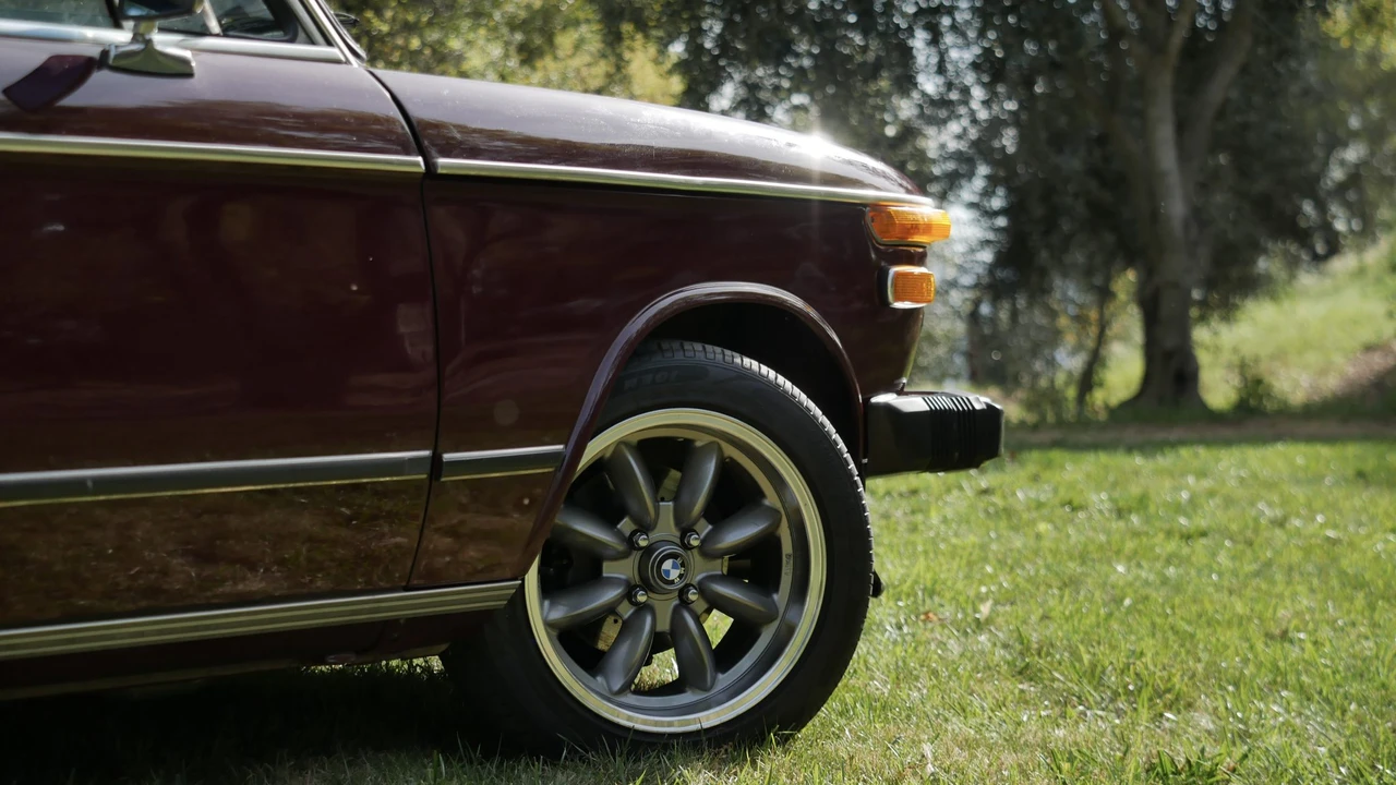 1976 BMW 2002 - Image 23 of 31