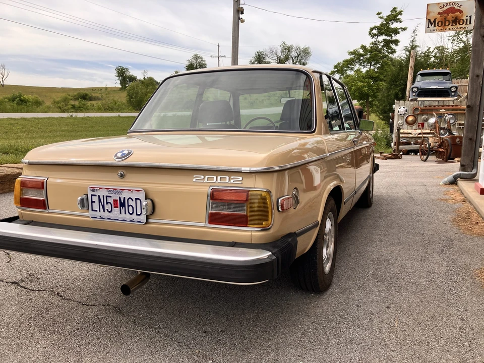 1976 BMW 2002 - Image 11 of 31