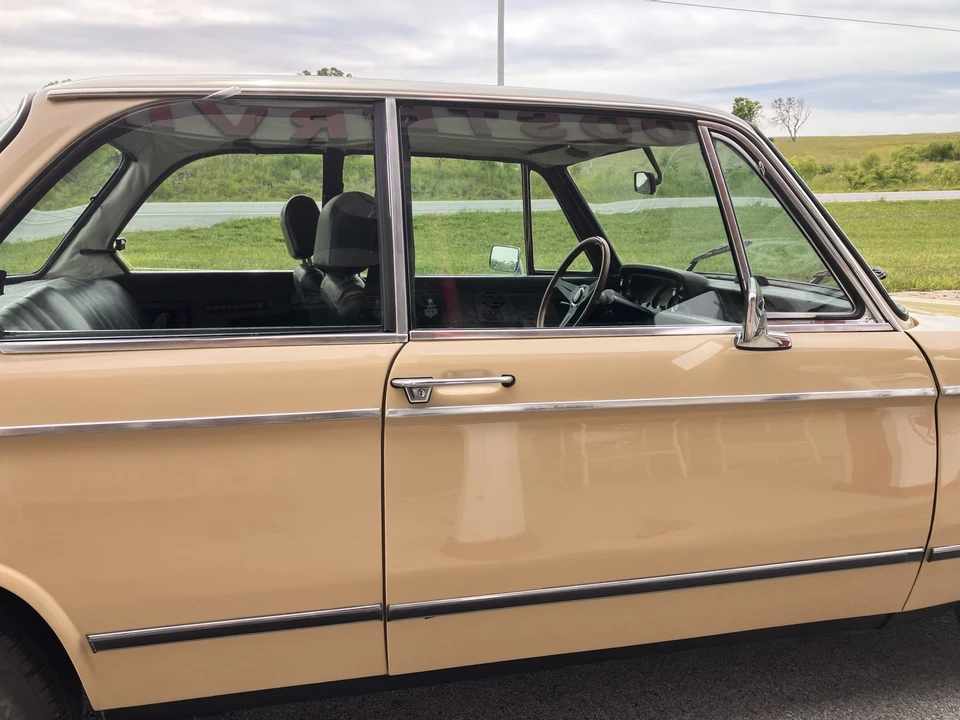 1976 BMW 2002 - Image 13 of 31