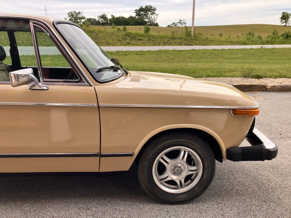 1976 BMW 2002 - Image 14 of 31