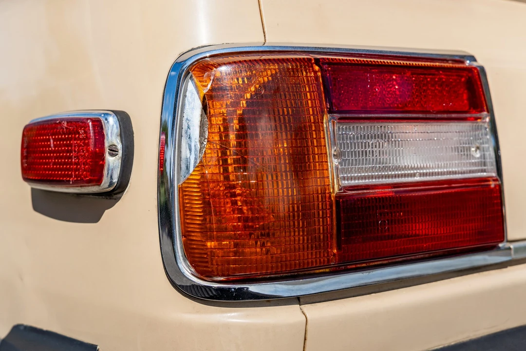 1976 BMW 2002 - Image 18 of 31