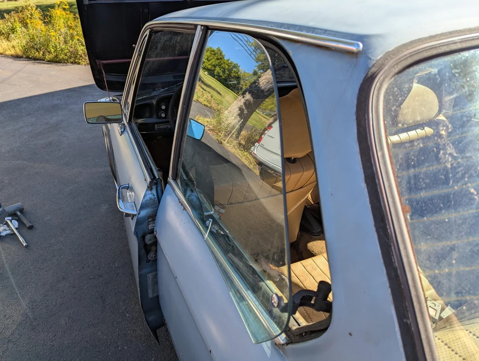 1976 BMW 2002 - Image 19 of 31