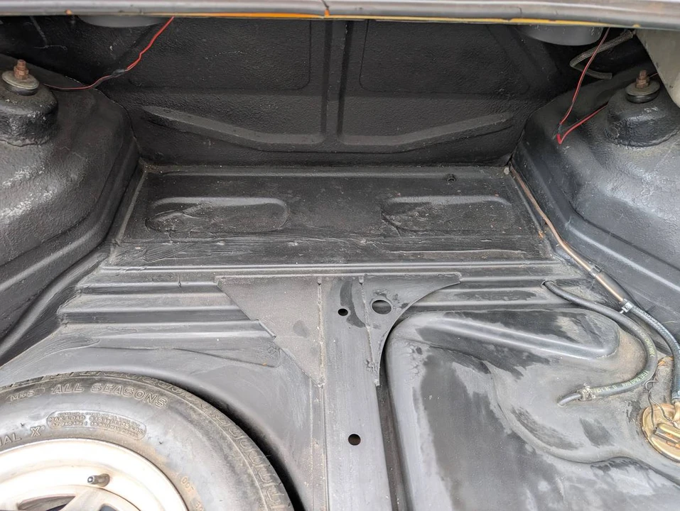 1976 BMW 2002 - Image 21 of 24