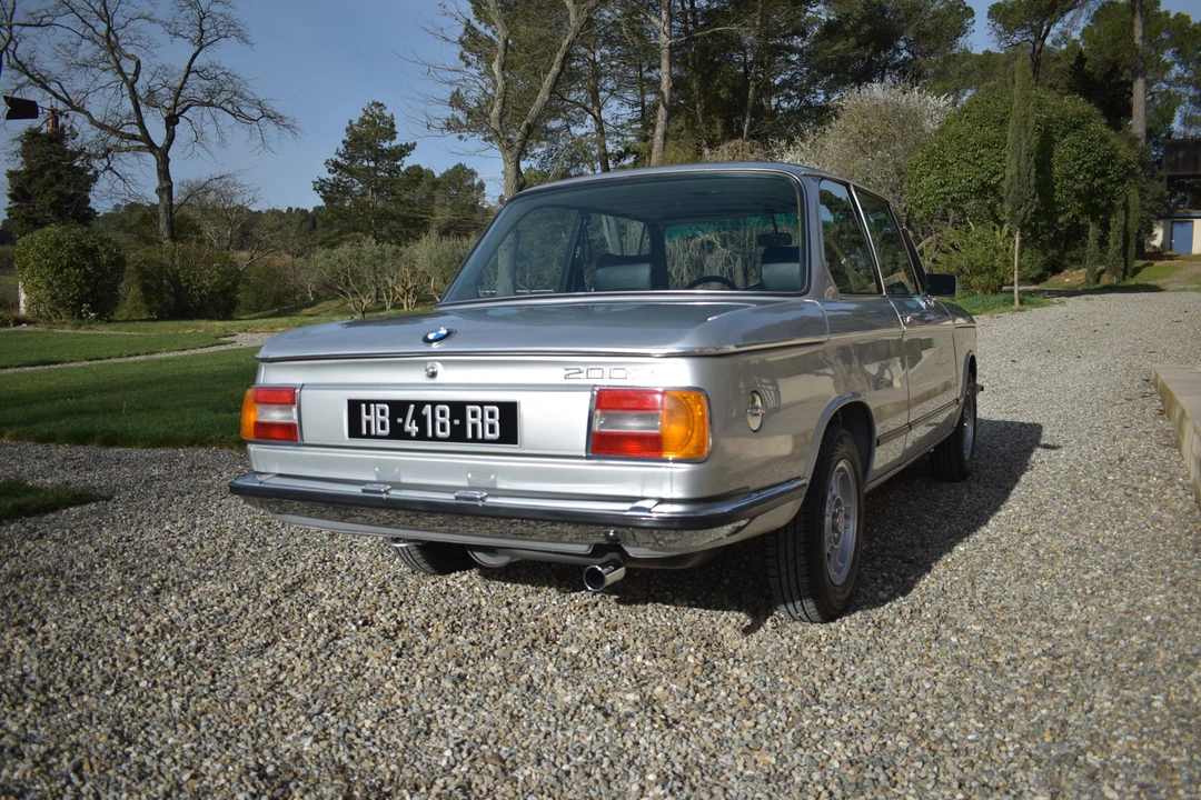 1976 BMW 2002 - Image 12 of 31
