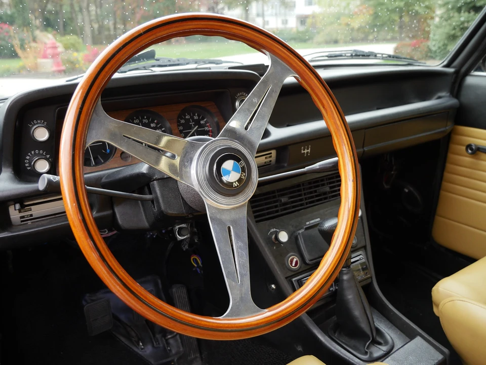 1976 BMW 2002 - Image 27 of 31