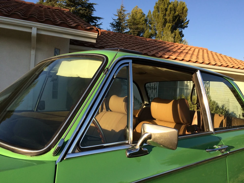 1976 BMW 2002 - Image 18 of 31
