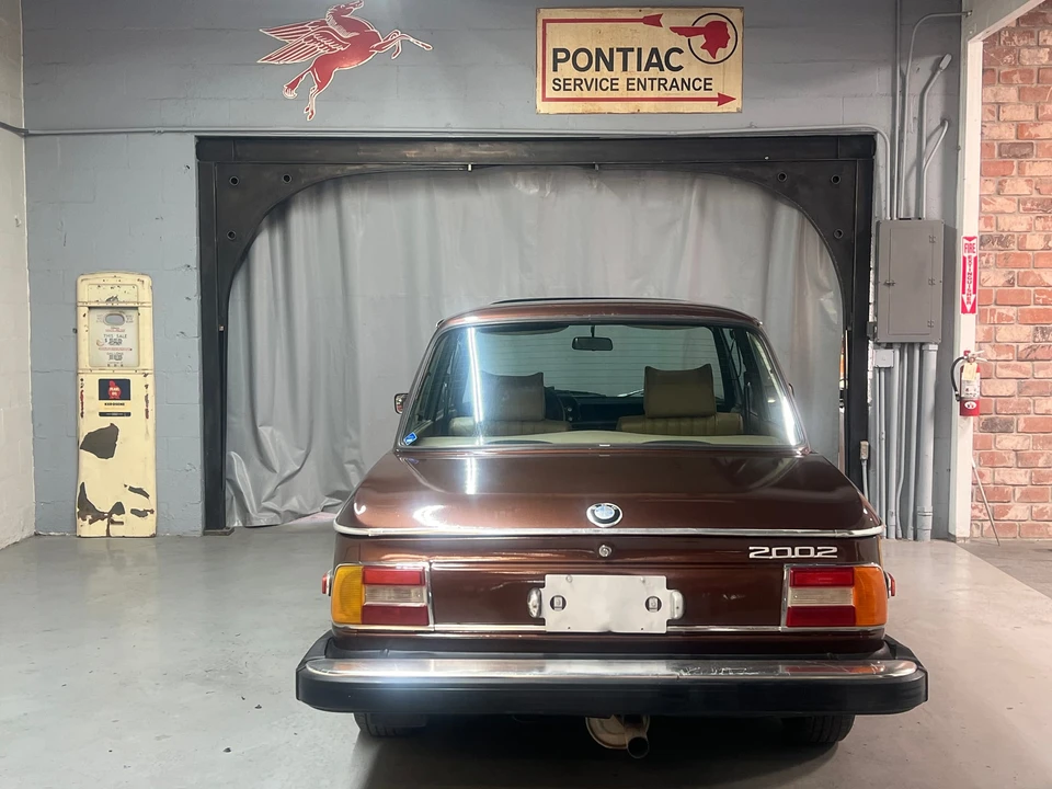 1976 BMW 2002 - Image 11 of 31