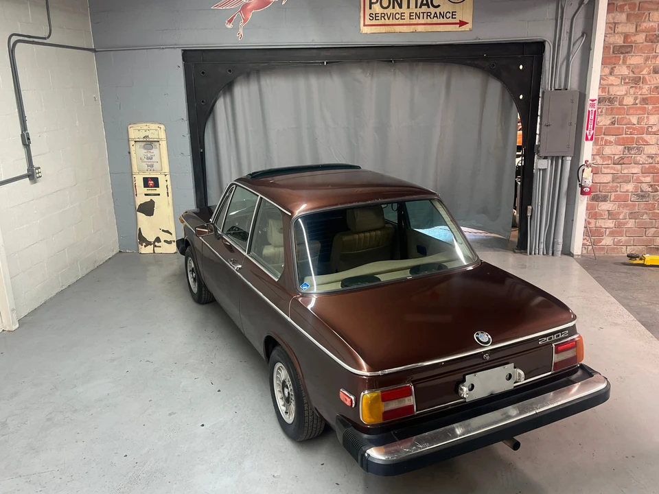 1976 BMW 2002 - Image 16 of 31