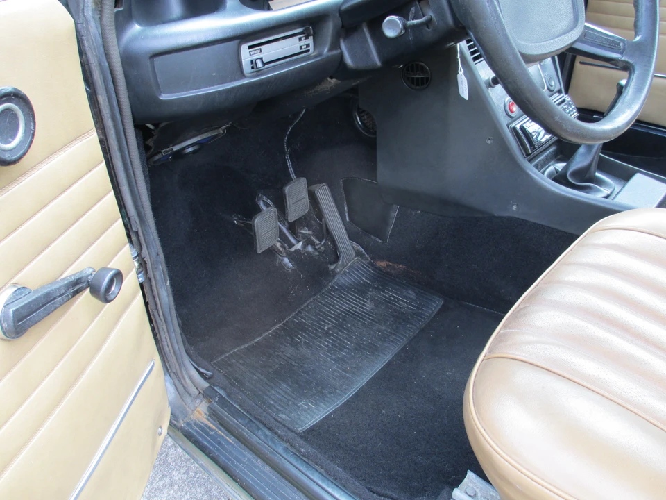 1976 BMW 2002 - Image 19 of 31