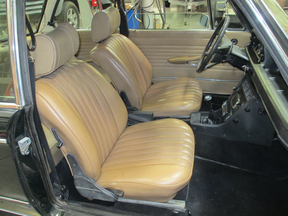 1976 BMW 2002 - Image 17 of 31